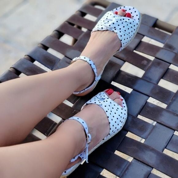 Women's Espadrille Open Toe Polkadot Ankle Strap Flat Sandals White Color - Picture 4 of 4